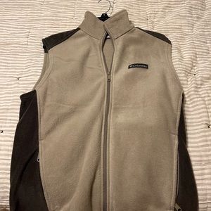 Small Columbia Vest